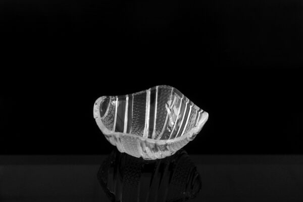 Acrylic furniture items - Image 3